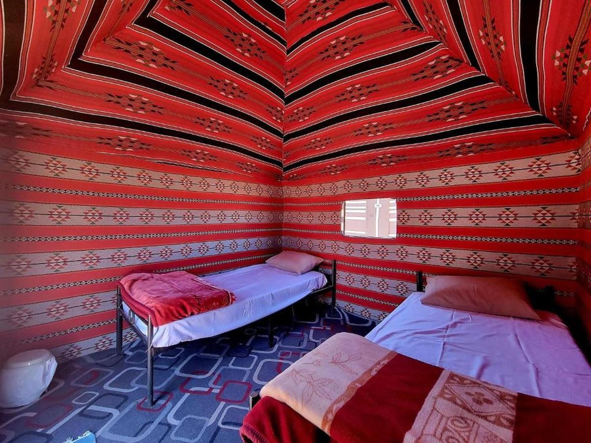 Wadi Rum Bedouin Camp And Desert Tours Екстериор снимка