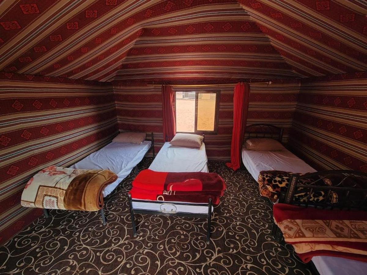Wadi Rum Bedouin Camp And Desert Tours Екстериор снимка