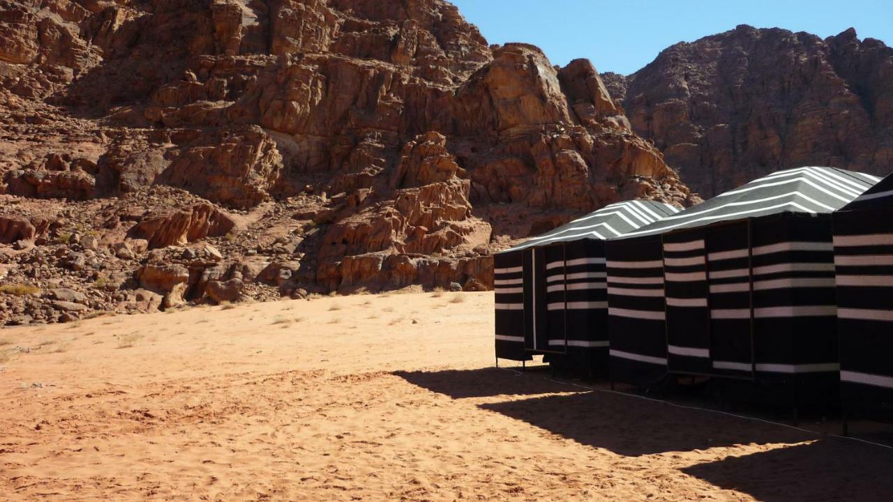 Wadi Rum Bedouin Camp And Desert Tours Екстериор снимка