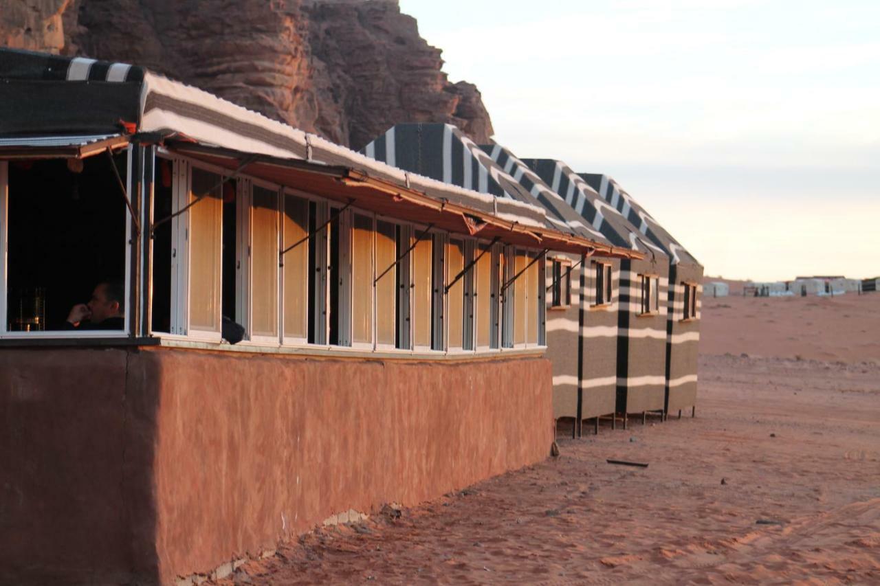 Wadi Rum Bedouin Camp And Desert Tours Екстериор снимка