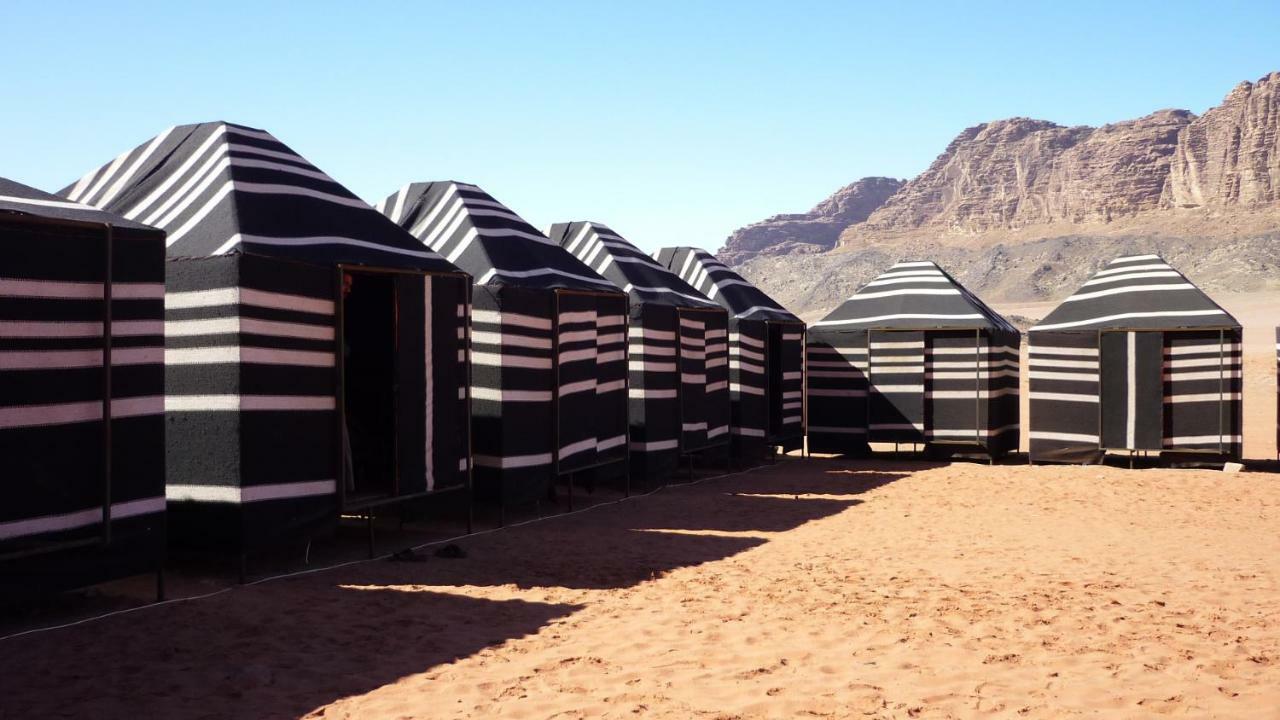 Wadi Rum Bedouin Camp And Desert Tours Екстериор снимка